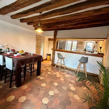 Homestay Le Domaine De Jade Chatillon-la-Borde